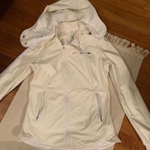 Lululemon Keep it Up Run Jacket size 8